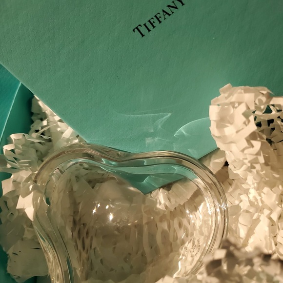 Tiffany & Co. Elsa Peretti Heart Box - Picture 2 of 3